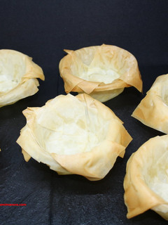 Una foto de Cazuelitas de Pasta Filo