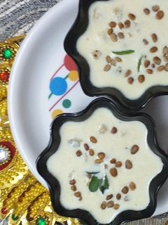 मेवा मखाना खीर (Mewa Makhana Kheer recipe in Hindi) रेसिपी मुख्य फोटो