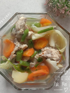 Foto resep Sup Ayam Ala Pak Min Klaten