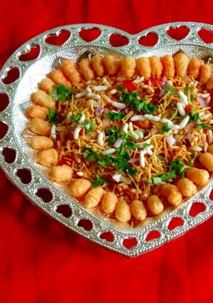 મમરાની ભેળ (Mamra Bhel Recipe In Gujarati) રેસીપી મુખ્ય ફોટો