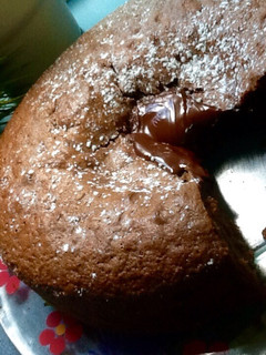 Una foto de Bizcocho de chocolate con harina integral y yogurt