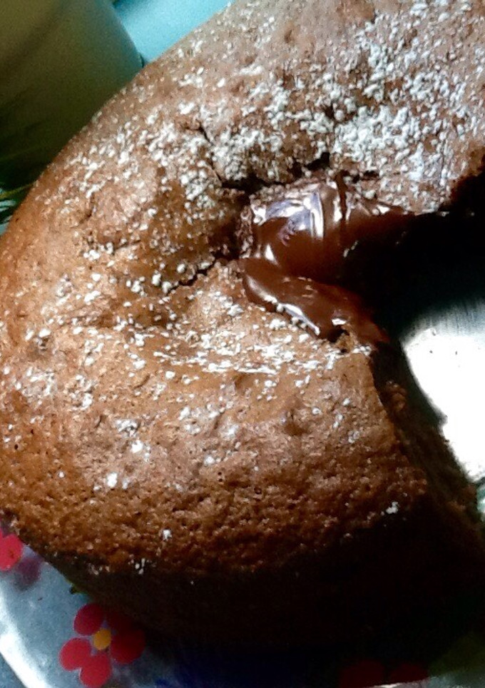 Una foto de Bizcocho de chocolate con harina integral y yogurt