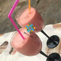 A picture of Water Melon milkshakes.