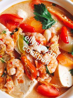 Foto resep Tom Yum Goong Plus Sambal Tigo Palembang