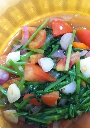 Foto resep Tumis Kangkung Warna-warni