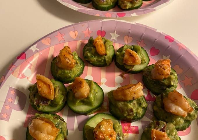 Recipe of Quick Guacamole Shrimp Cucumber Bites