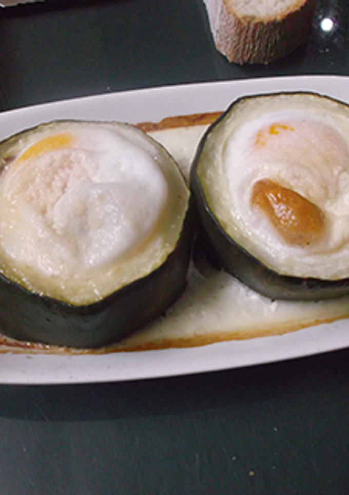 Una foto de Rodajas de calabacín relleno de carne y beicon