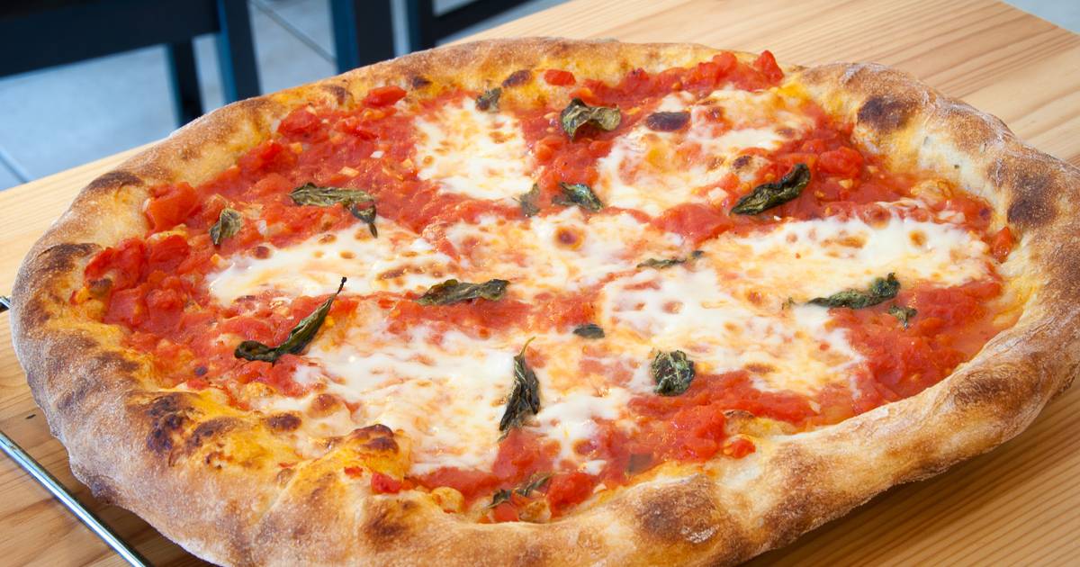 Homemade Margherita Pizza Recipe by Bill Spingarn Cookpad