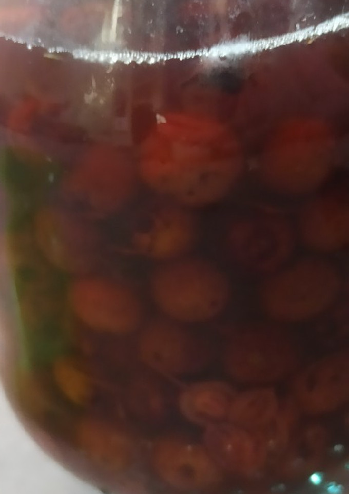 عکسی از دستور ترشی زالزالک