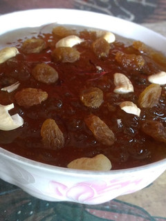 A picture of Aam ka meetha achar.