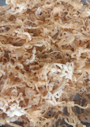 चावल की सेव (chawal ki sev recipe in hindi) रेसिपी मुख्य फोटो