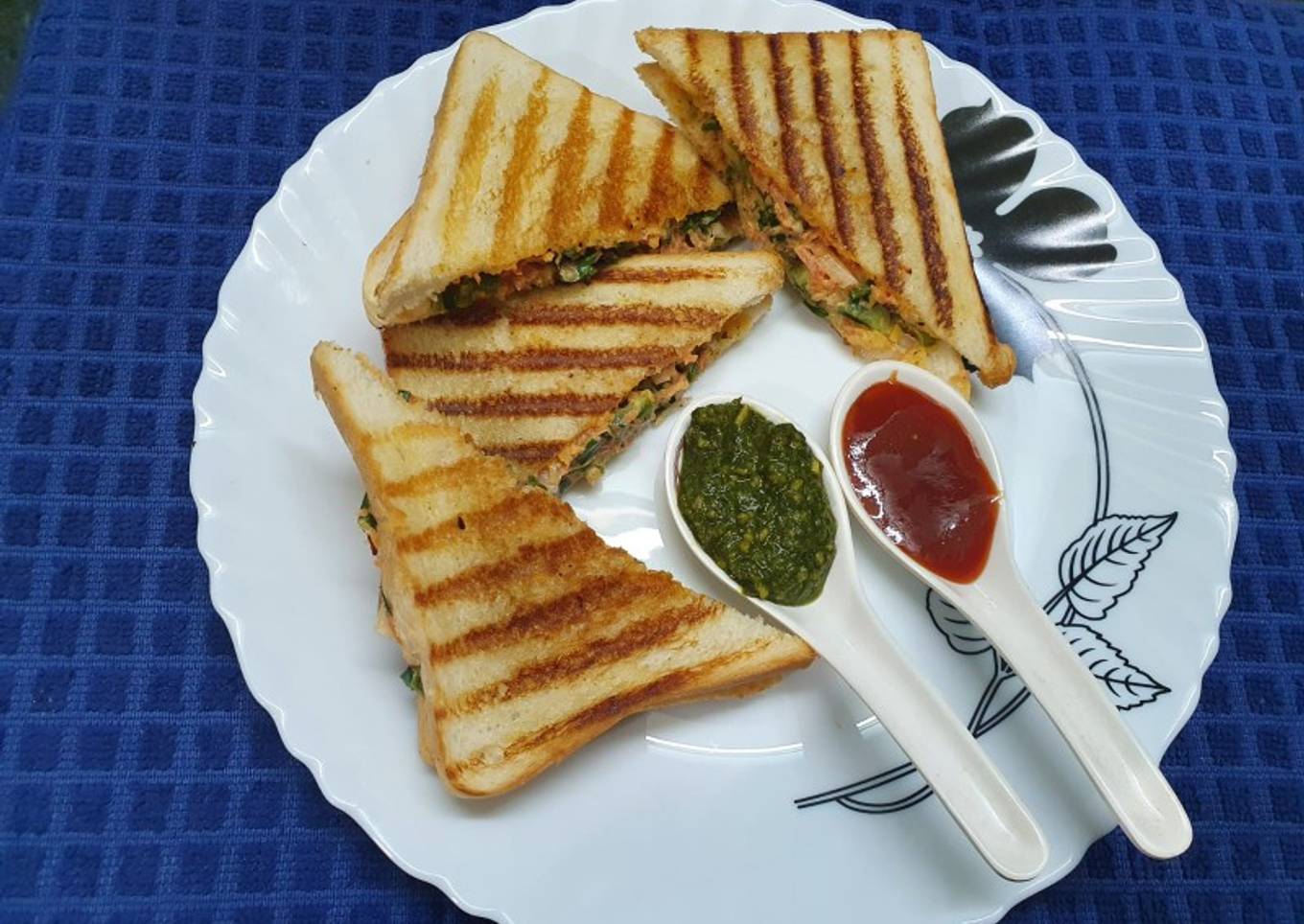 Mix Veg Mayonnaise Grilled Sandwich