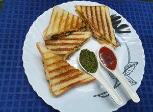 A picture of Mix Veg Mayonnaise Grilled Sandwich.