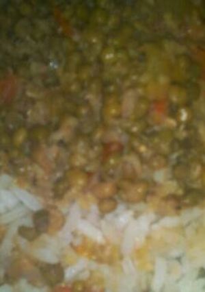 A picture of Greengrams stew and rice.