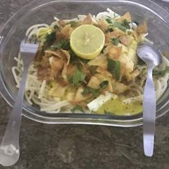 A picture of Memoni Curry Khaousay.