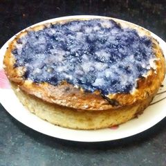 A picture of Blackcurrant Cake.