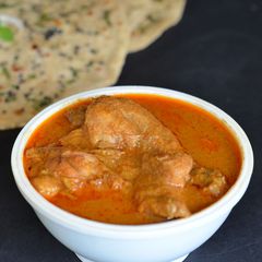 A picture of Spicy Chicken Curry.