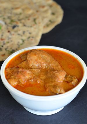 A picture of Spicy Chicken Curry.