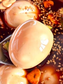 Hình của món 💚 Trứng Ngâm Nước Tương & Sốt Ớt Gochujang.