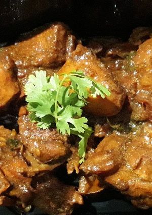 A picture of Hyderabadi chicken 65 gravy.