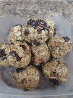 A picture of Oatmeal Raisin Energy Bites.