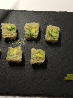 Una foto de Sushi veganos para toda la familia