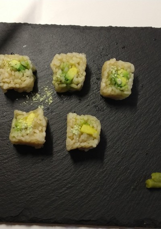 Una foto de Sushi veganos para toda la familia