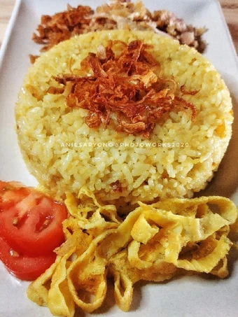 Cara Simple Membikin Resep  Nasi Kuning Praktis yang Enak Banget, Bisa Manjain Lidah