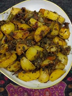 आलू मेथी की सब्जी रेसिपी मुख्य फोटो