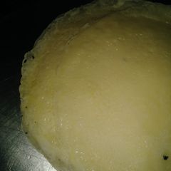A picture of Spring roll wrapers.