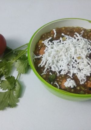 A picture of Paneer sabudana khichdi.