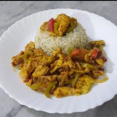 A picture of Chicken Jalfrezi.
