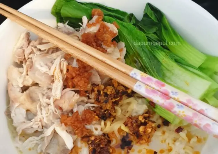 Masakan Populer Ramen Ayam Kilat tanpa Miso (Halal Version) simple recipe Praktis Enak