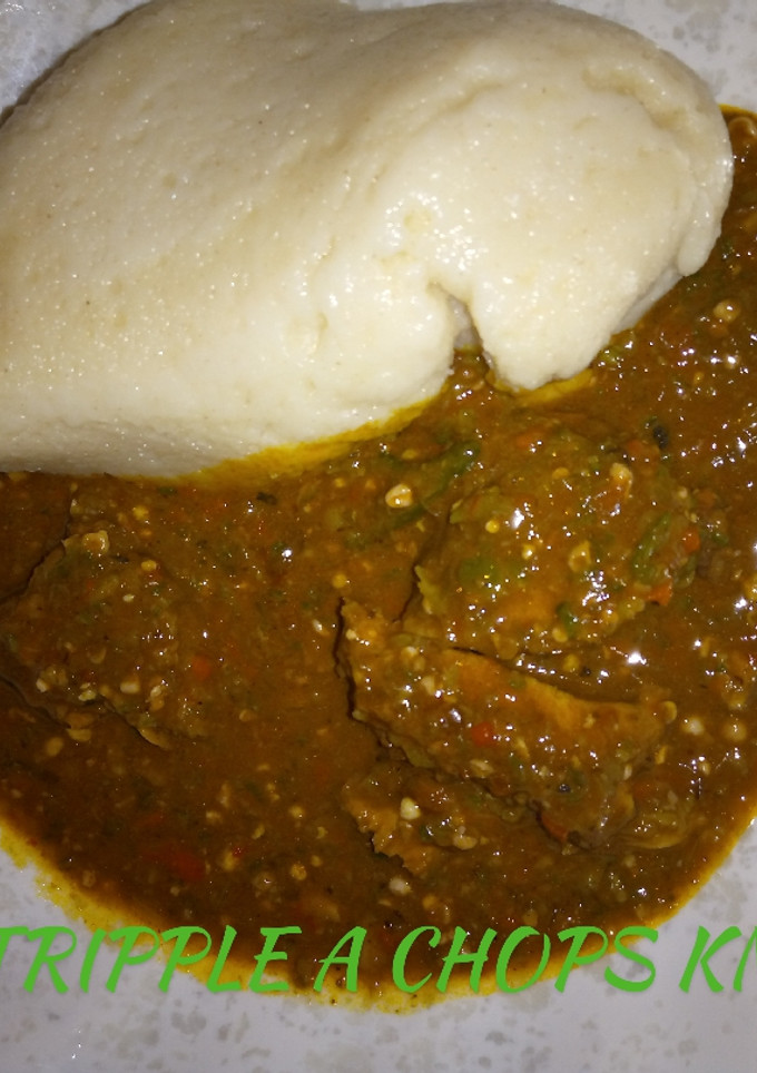 A picture of Tuwon semovita with okro soup.