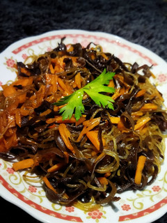 Foto resep Tumis Bihun Jamur Kuping