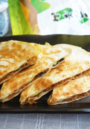 【元本山幸福廚房】海苔肉鬆起司蛋餅 的食譜成品照片