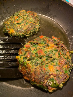 A picture of Kale Patties.