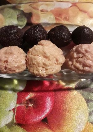 A picture of Coconuts dates bites.