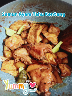 Foto resep Semur Ayam Tahu Kentang Fav Anak-anak