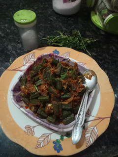मसाला भिंडी (masala bhindi recipe in Hindi) रेसिपी मुख्य फोटो