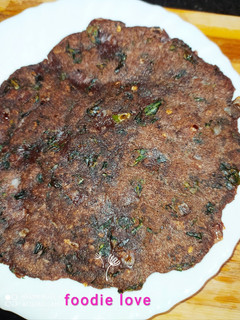 கேழ்வரகு முருங்கைக்கீரை அடை செய்முறை முக்கிய புகைப்படம்