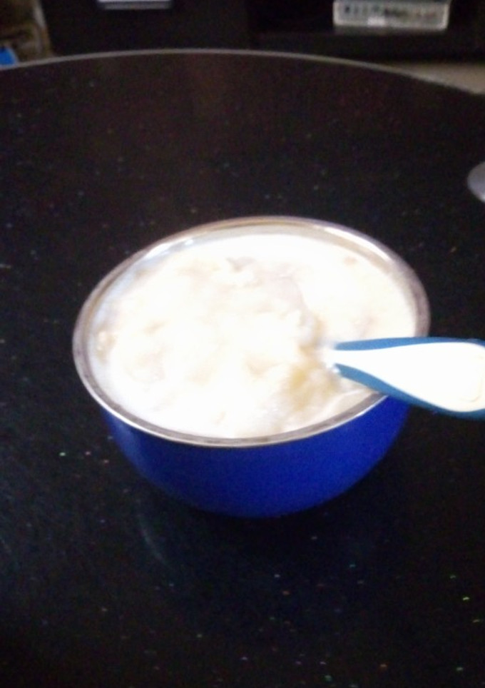 A picture of Banana and pap.