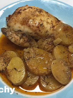 Una foto de Pollo asado al pimentón murciano