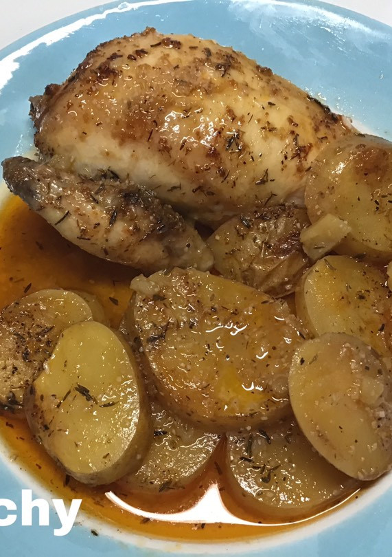 Una foto de Pollo asado al pimentón murciano