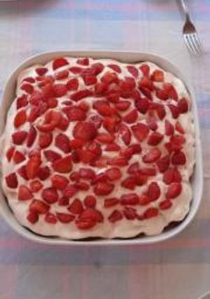 Foto di TIRAMISU' ALLE FRAGOLE E PAN DI STELLE