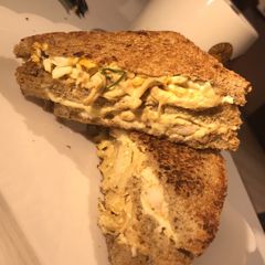 A picture of Chicken mayo sandwich.
