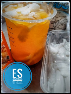 Foto resep Es Jeruk Kelapa