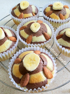 عکسی از دستور کاپ کیک موز و بادام با آرد گندم (زبرا) 🍌🌾