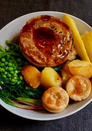 A picture of Vegan Sourdough Yorkshire Puddings 🌱🥳.