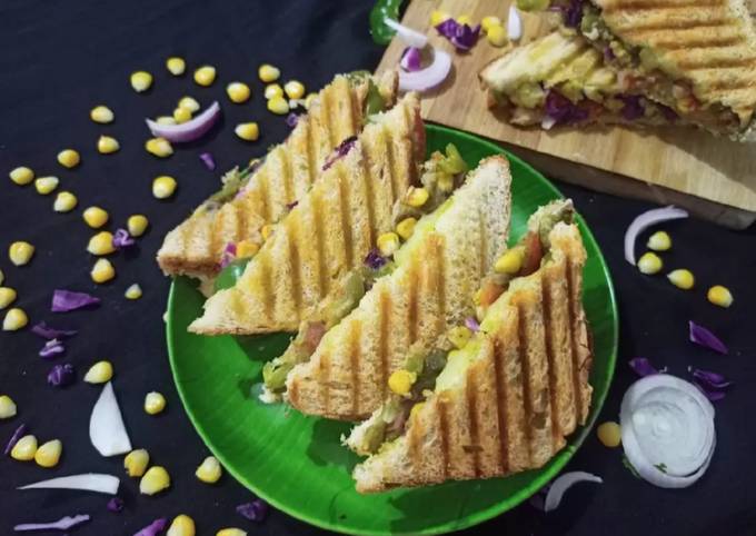 Veg Cheese Grilled Sandwich (Mumbai Street Style)